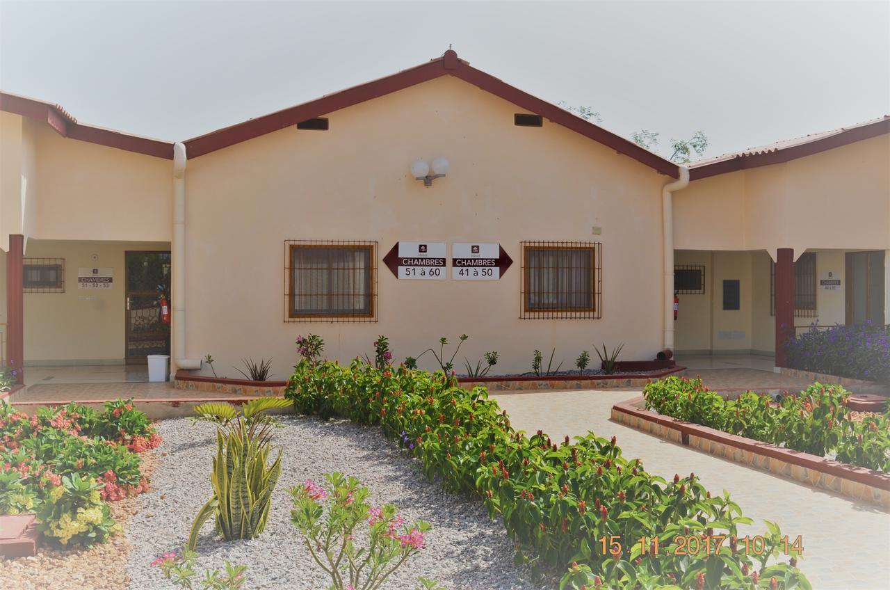 Hotel La Rose Blanche Korhogo Exterior photo
